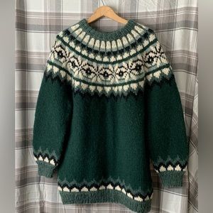 Wool knit sweater
